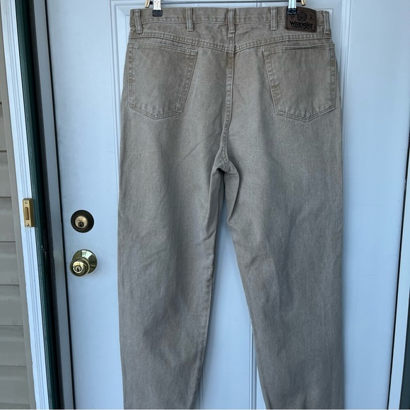 •WRANGLER• Men's Tan Premium Quality Authentic Denim Jeans - Size 40x32 - Picture 5 of 7